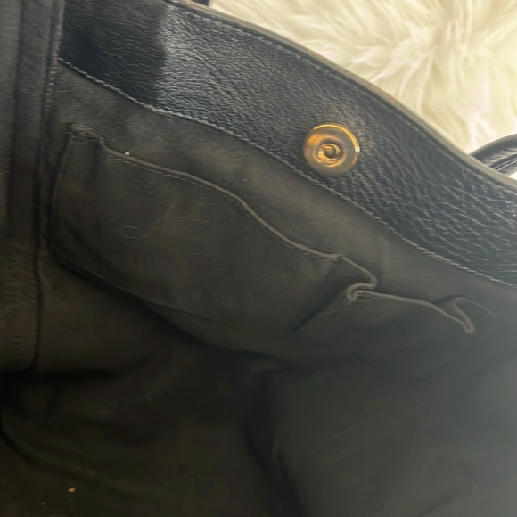 SALVATORE FERRAGAMO GANCINI SUZANNE TOTE PEBBLED LEATHER SHOULDER HANDBAG - Picture 7 of 12